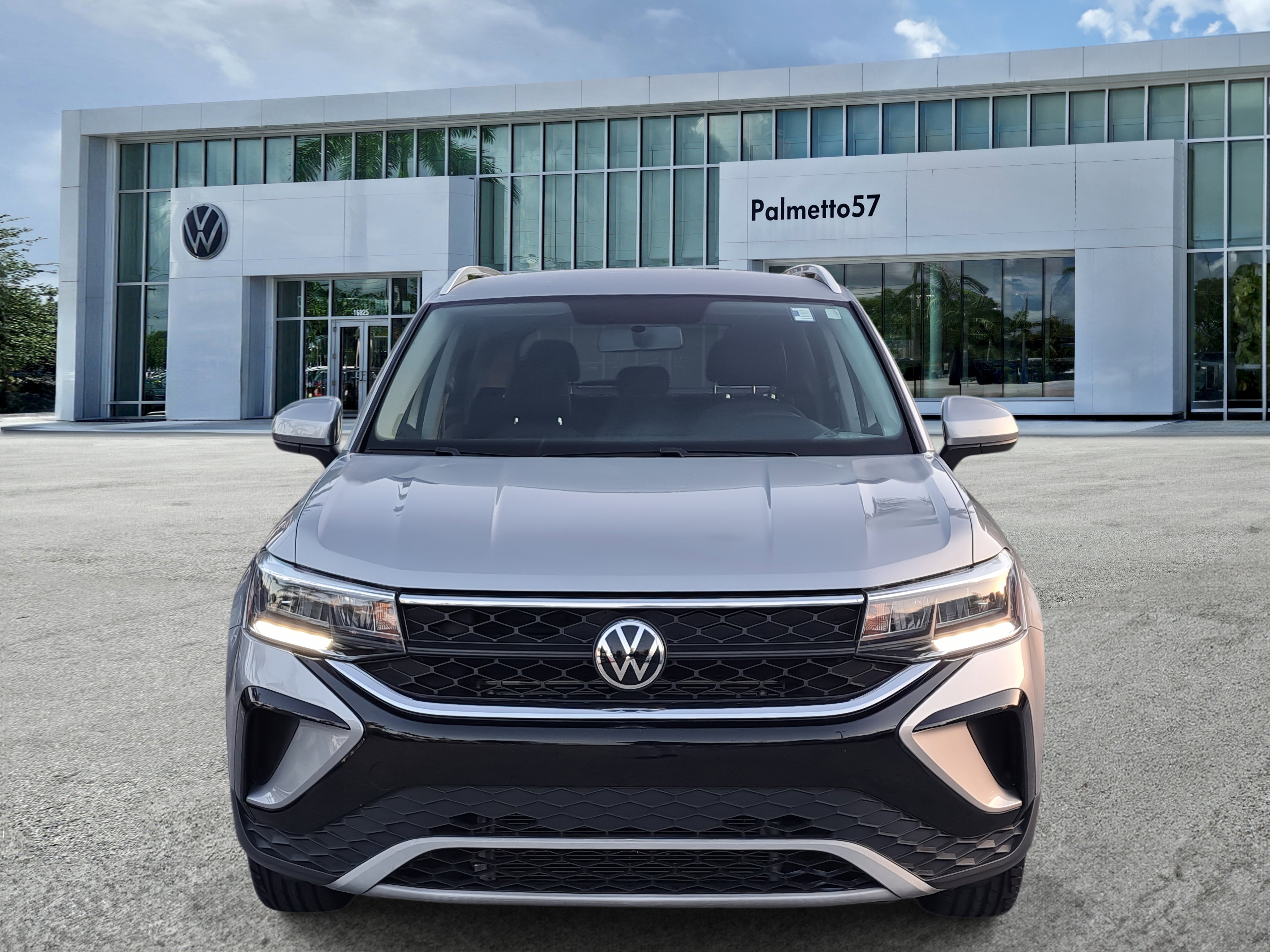Certified 2022 Volkswagen Taos SE with VIN 3VVRX7B25NM031521 for sale in Opa-locka, FL