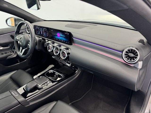 2022 Mercedes Benz CLA 250 photo 35