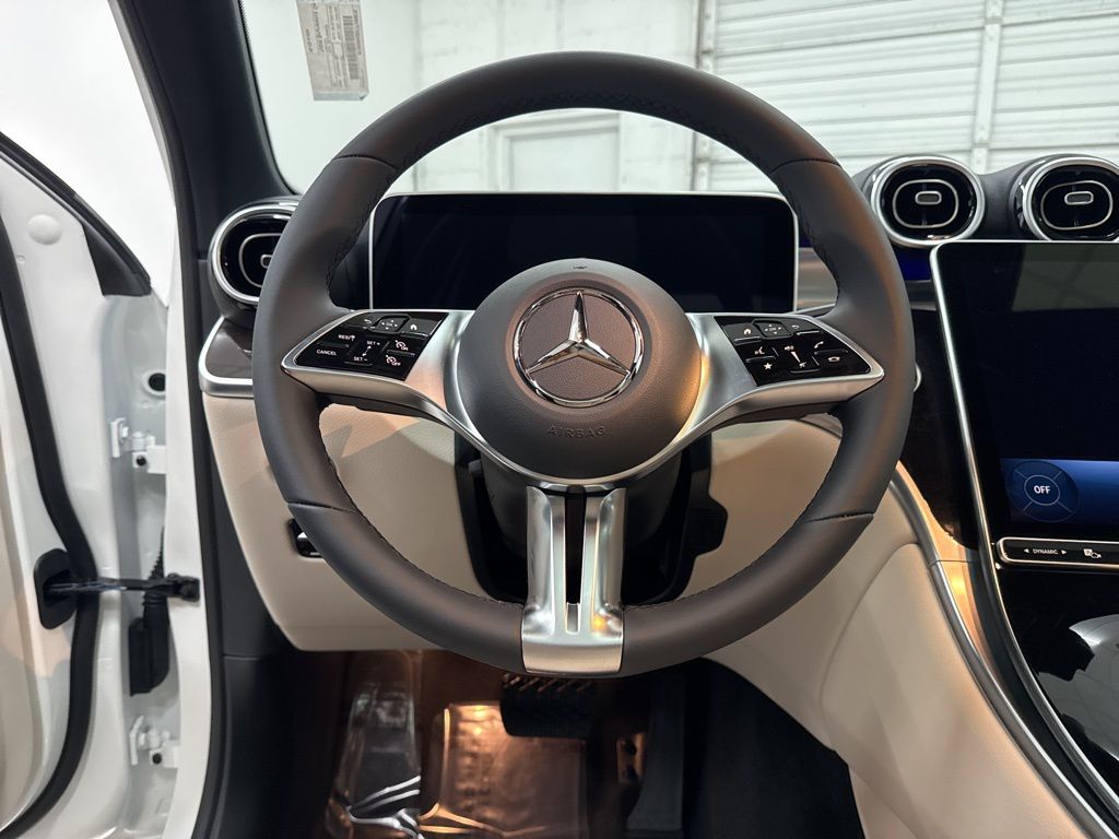 2026 Mercedes Benz GLC 300 photo 12