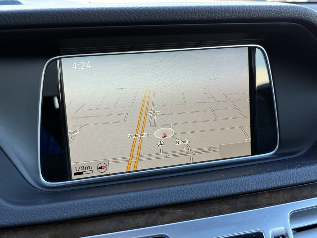 2015 Mercedes Benz E 350 4MATIC photo 3