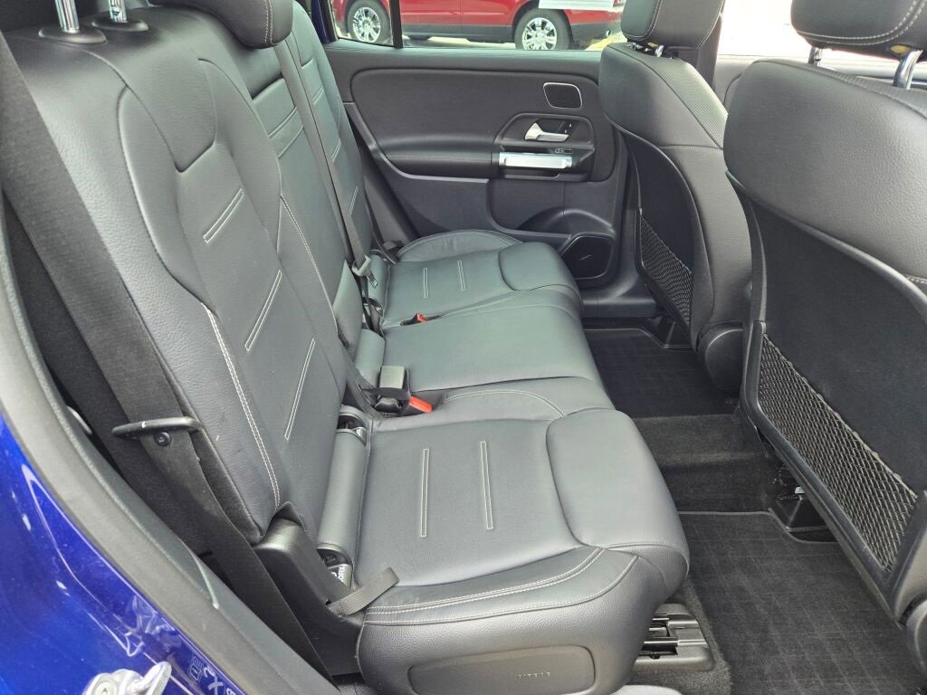 2023 Mercedes Benz GLB AMG 35 4MATIC photo 9