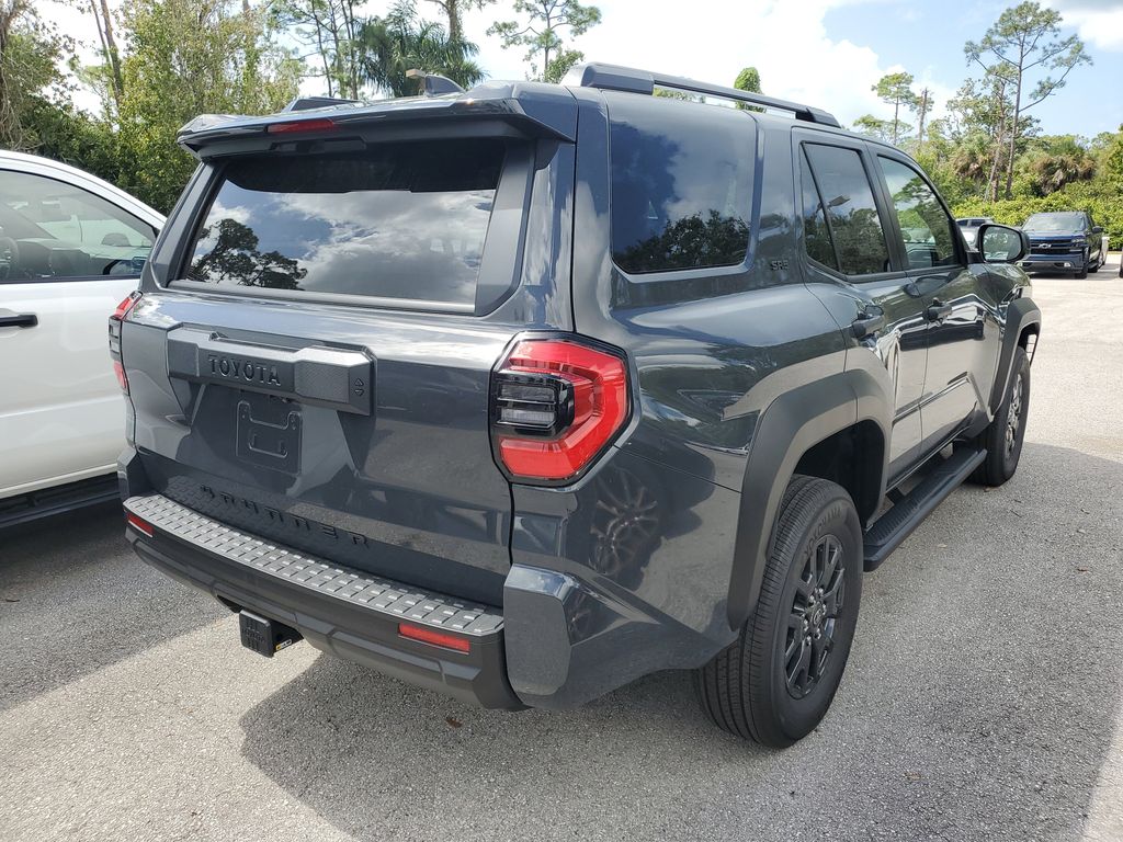 2025 Toyota 4Runner SR5 photo 5