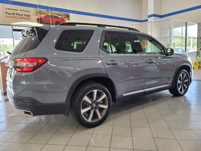 New 2025 Honda Pilot AWD ELITE Sport Utility in Jacksonville YG1H8SKNW