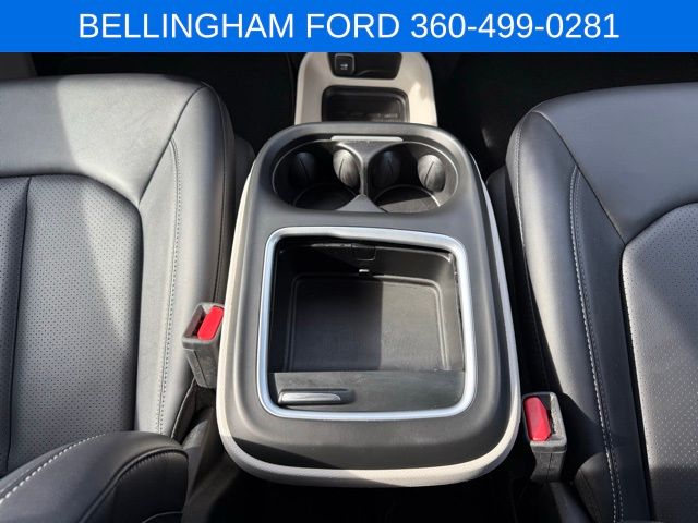 2024 Chrysler Pacifica Touring L photo 27