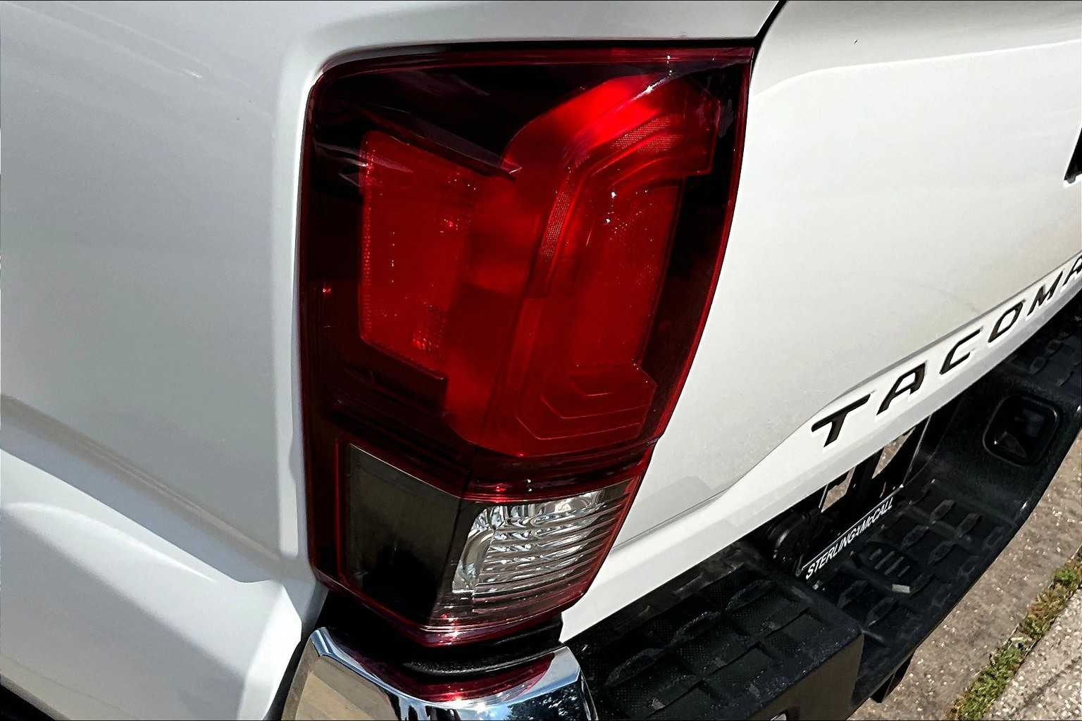 2023 Toyota Tacoma SR5 photo 27