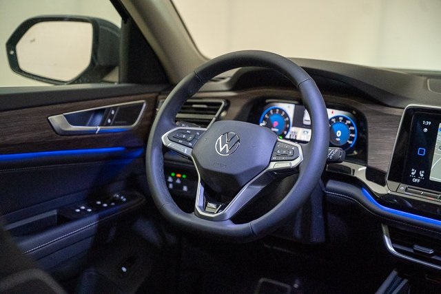 2025 Volkswagen Atlas SEL Premium R-Line photo 56
