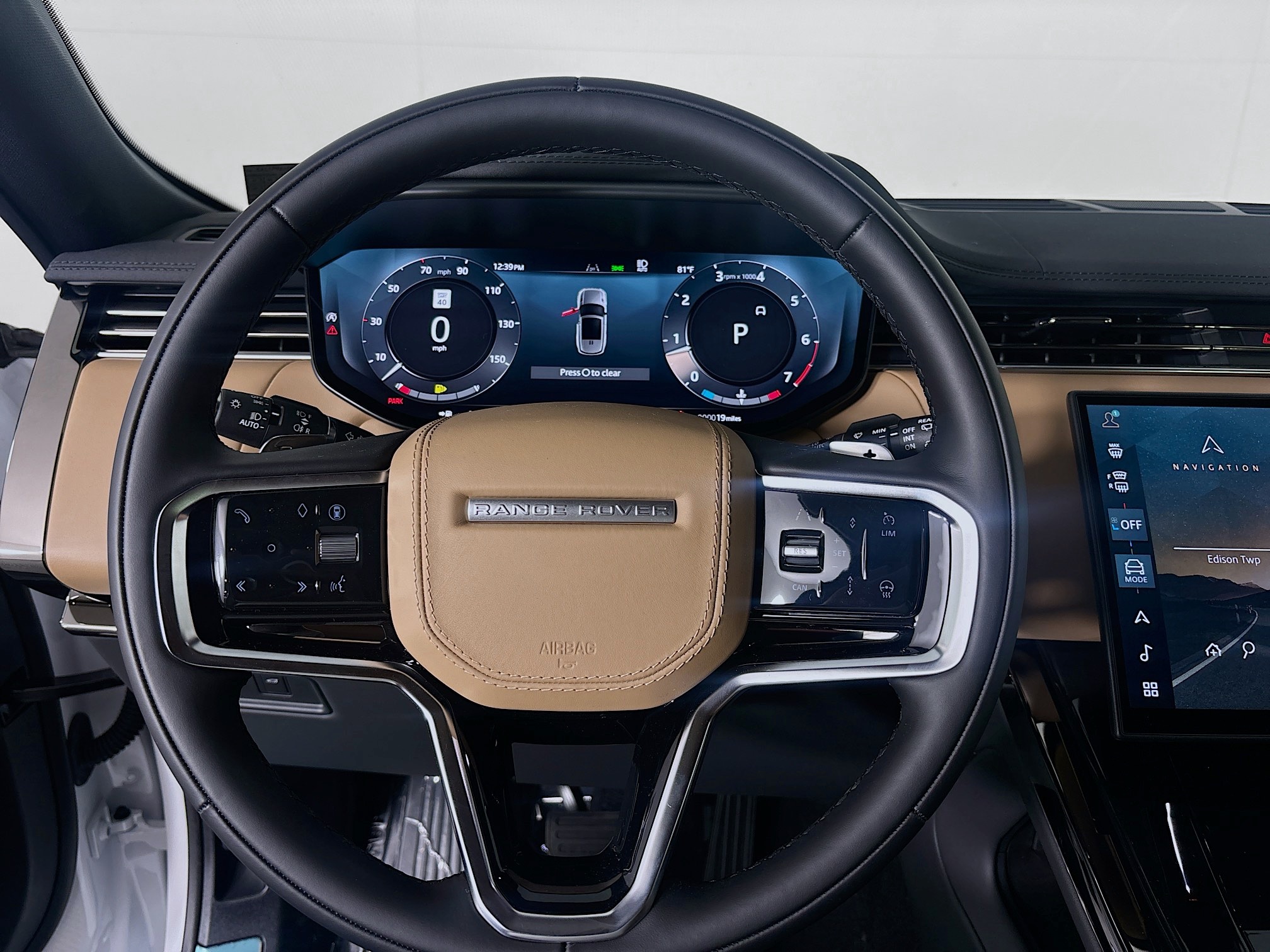 2025 Land Rover Range Rover Sport SE photo 12