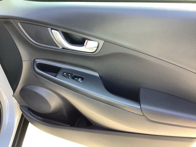 2022 Hyundai Kona SEL N Line photo 16