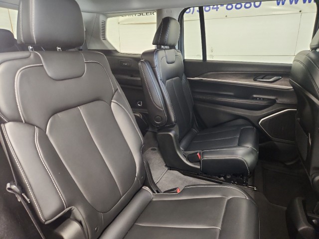 2021 Jeep Grand Cherokee Limited photo 12
