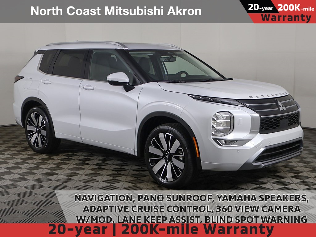 2025 Mitsubishi Outlander SEL's photo