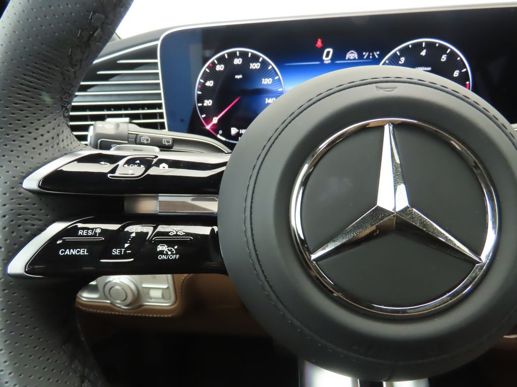 2026 Mercedes Benz GLS 580 4MATIC photo 11