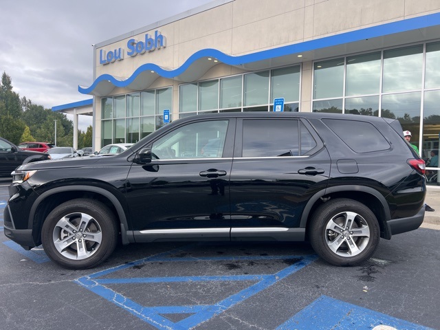 2024 Honda Pilot EX-L photo 10