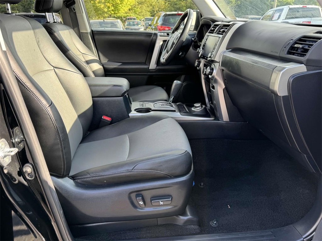 2024 Toyota 4Runner SR5 Premium 4WD photo 13