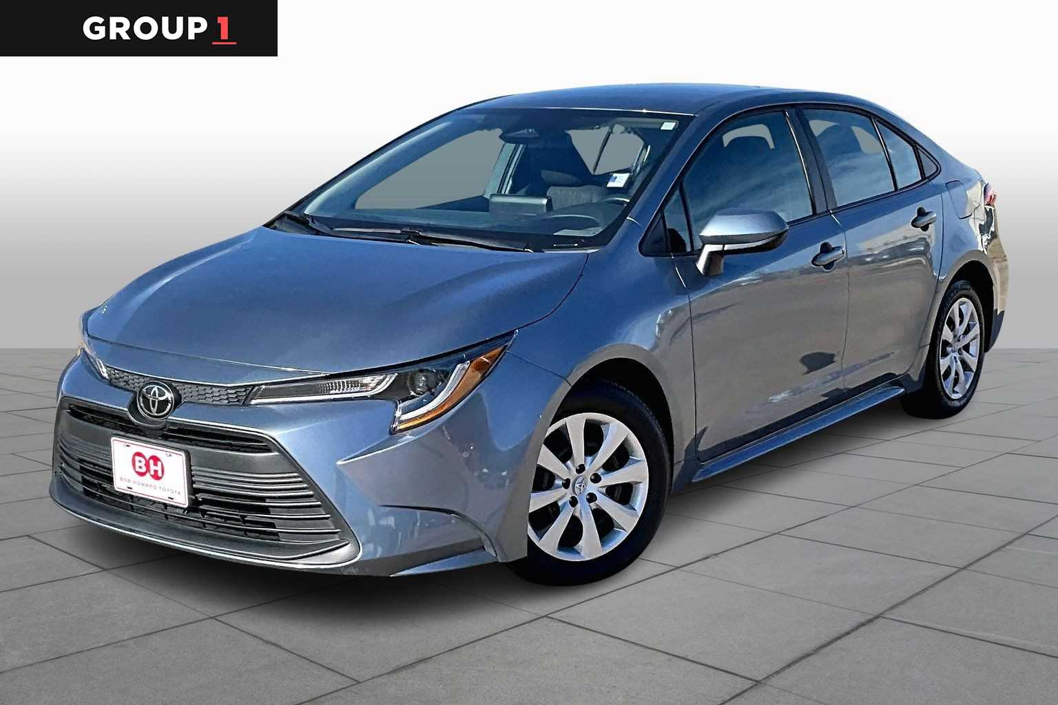 2025 Toyota Corolla LE's photo