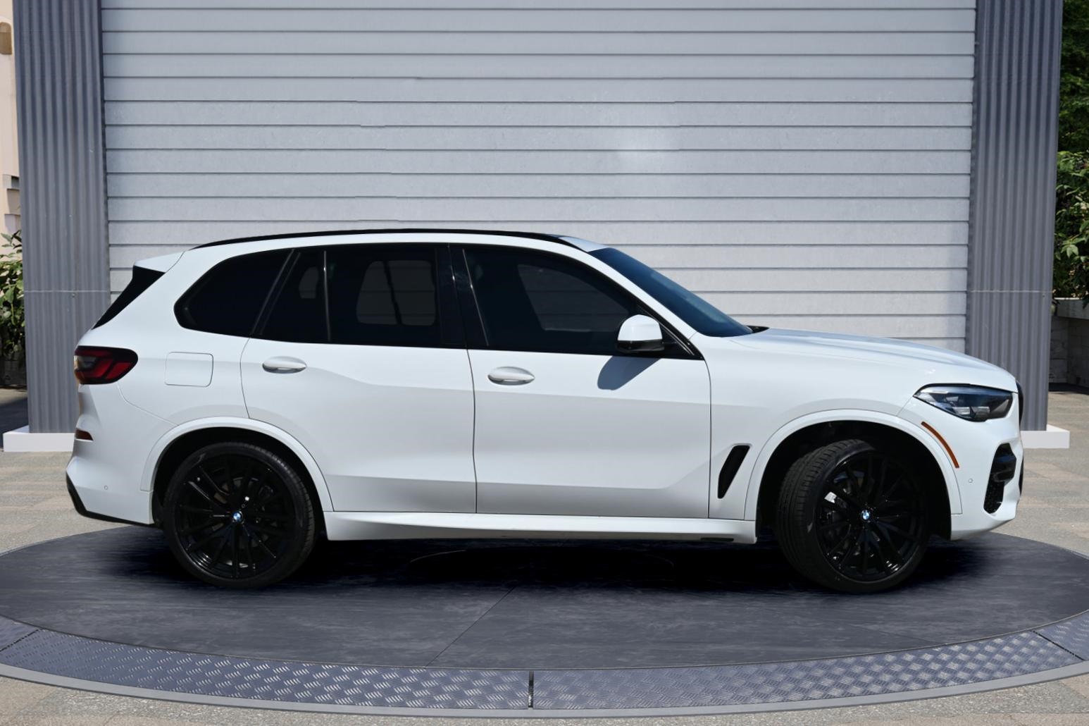 2022 Bmw X5 xDrive40i photo 3