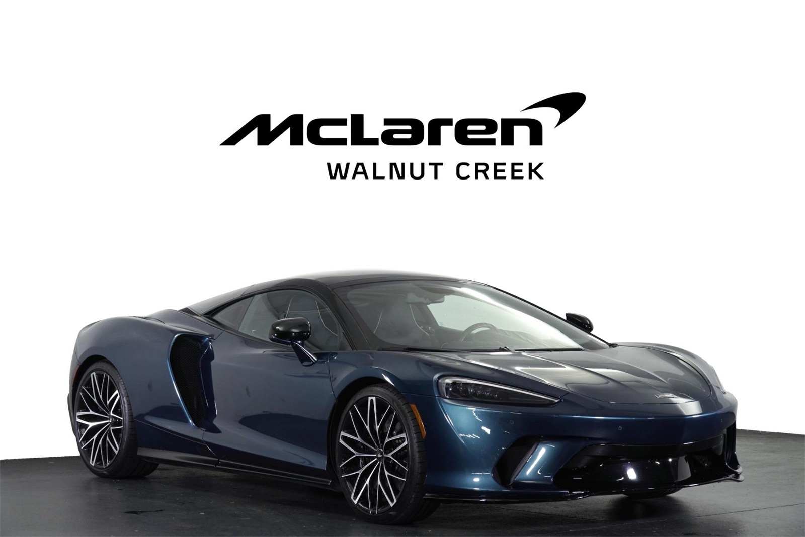2023 McLaren GT Base's photo