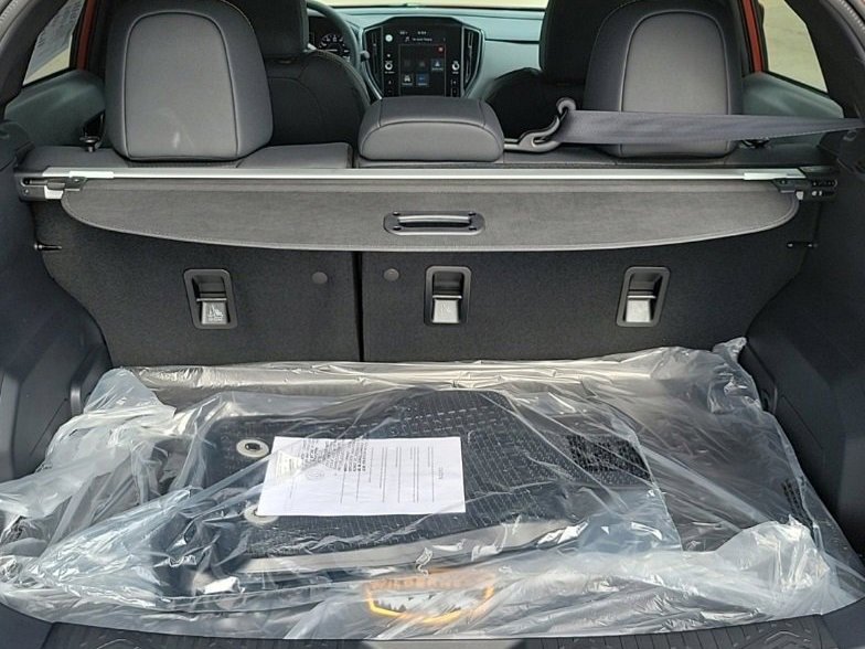 2025 SUBARU CROSSTREK - Image 18