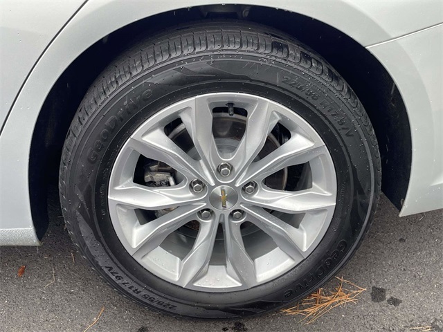 2022 Chevrolet Malibu 1LT photo 23