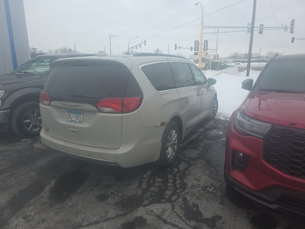 Used 2017 Chrysler Pacifica Touring-L with VIN 2C4RC1BG0HR584187 for sale in Apple Valley, Minnesota