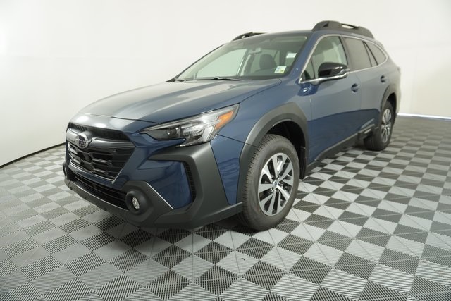 2025 Subaru Outback Premium photo 3