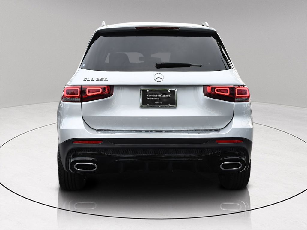 2023 Mercedes Benz GLB 250 photo 3