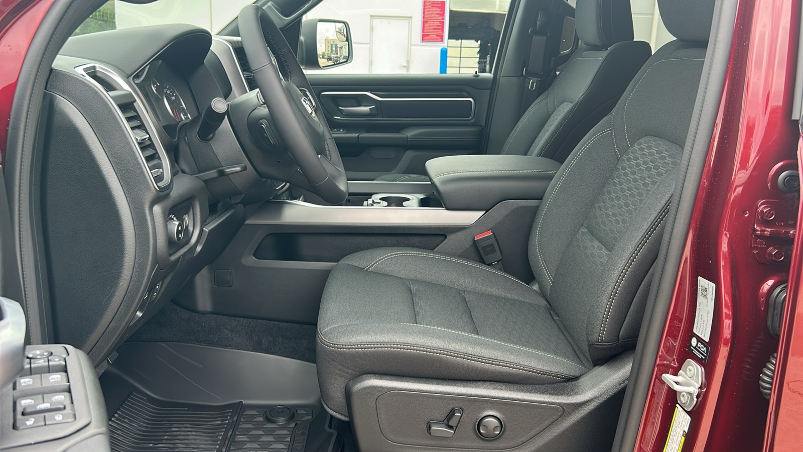 2025 Ram 1500 Big Horn Lone Star photo 10