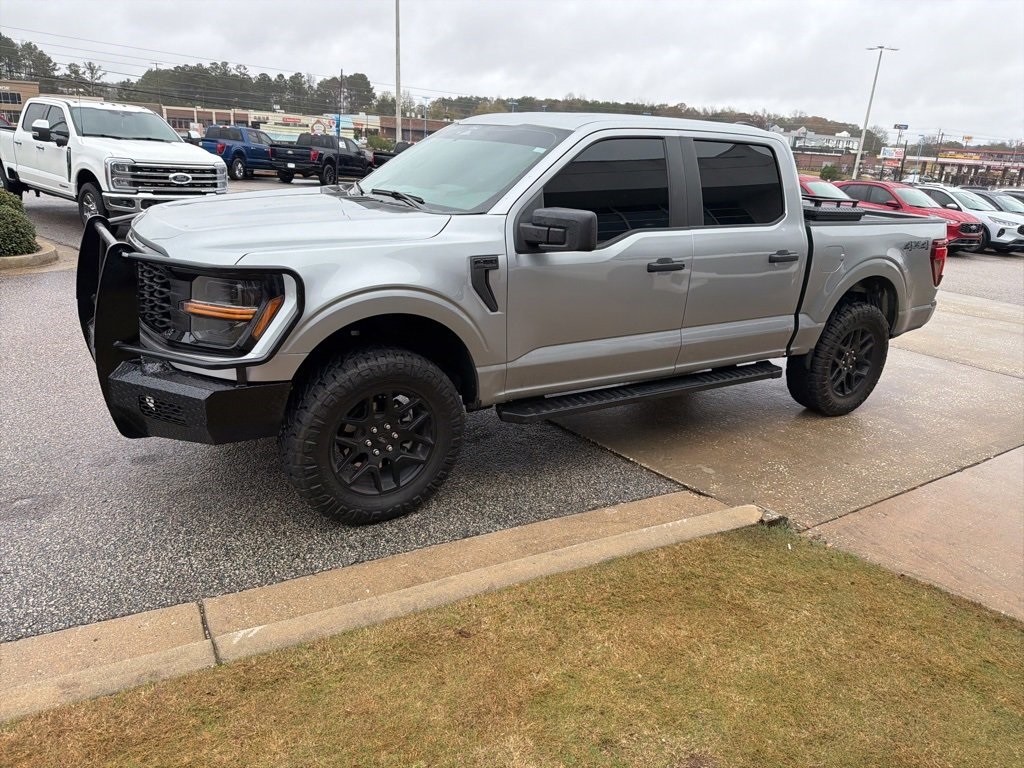 2024 Ford F-150 STX's photo