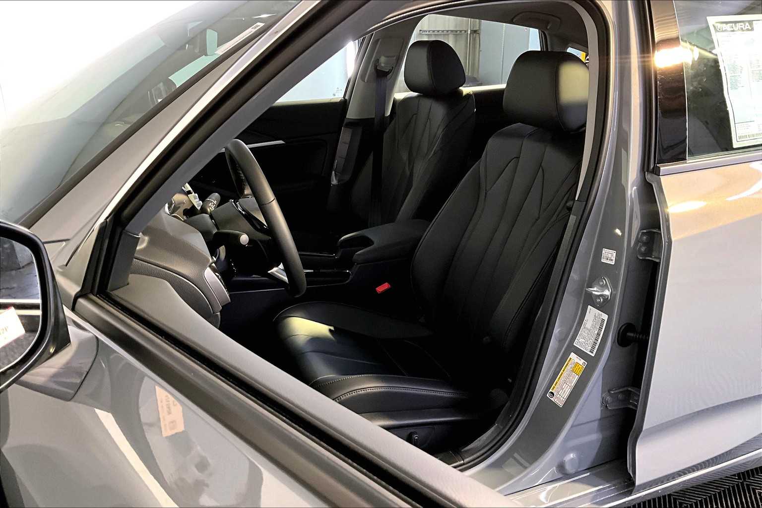 2026 Acura Integra Base photo 12