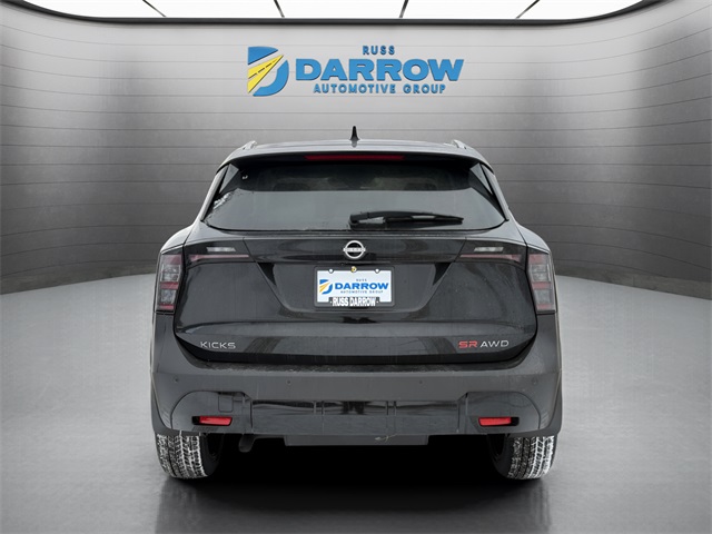 2025 Nissan Kicks SR photo 3