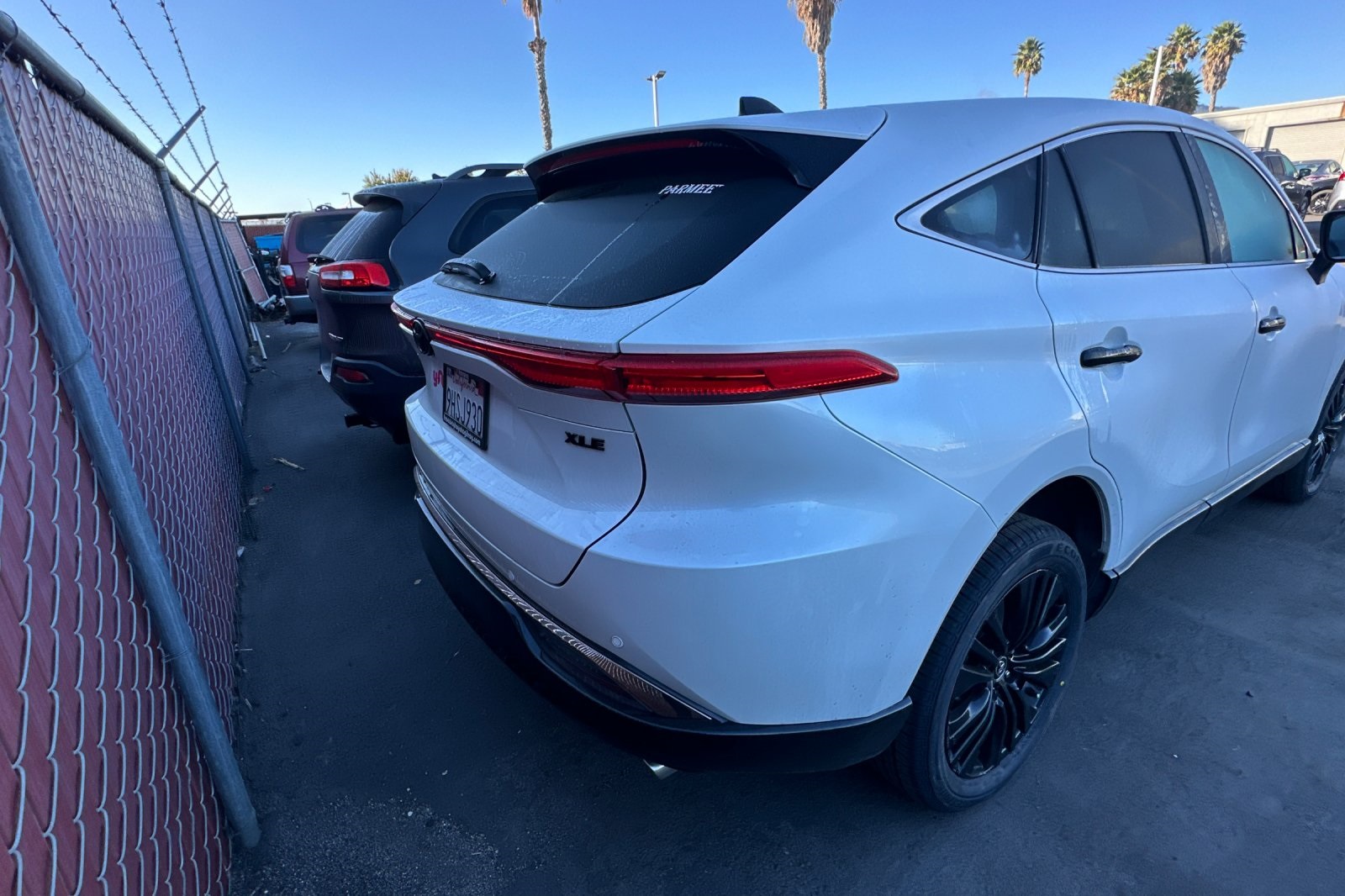 2023 Toyota Venza photo 2