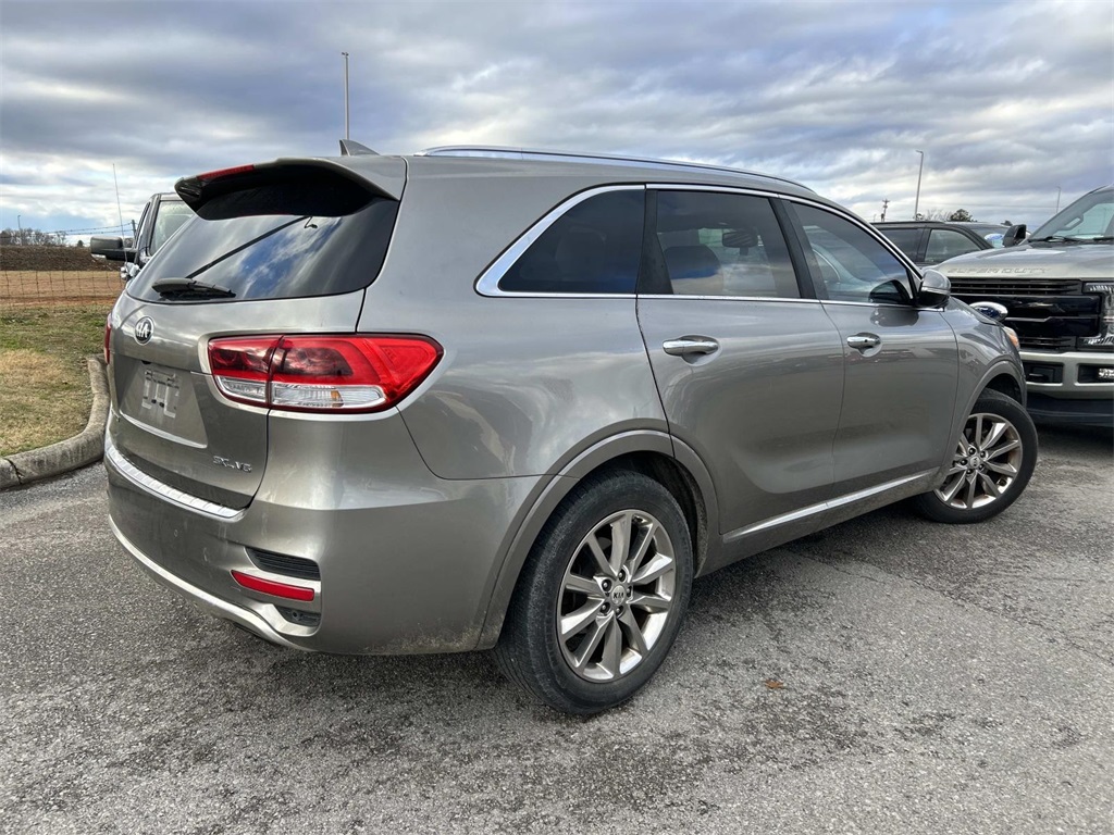 2016 Kia Sorento SX Limited photo 2