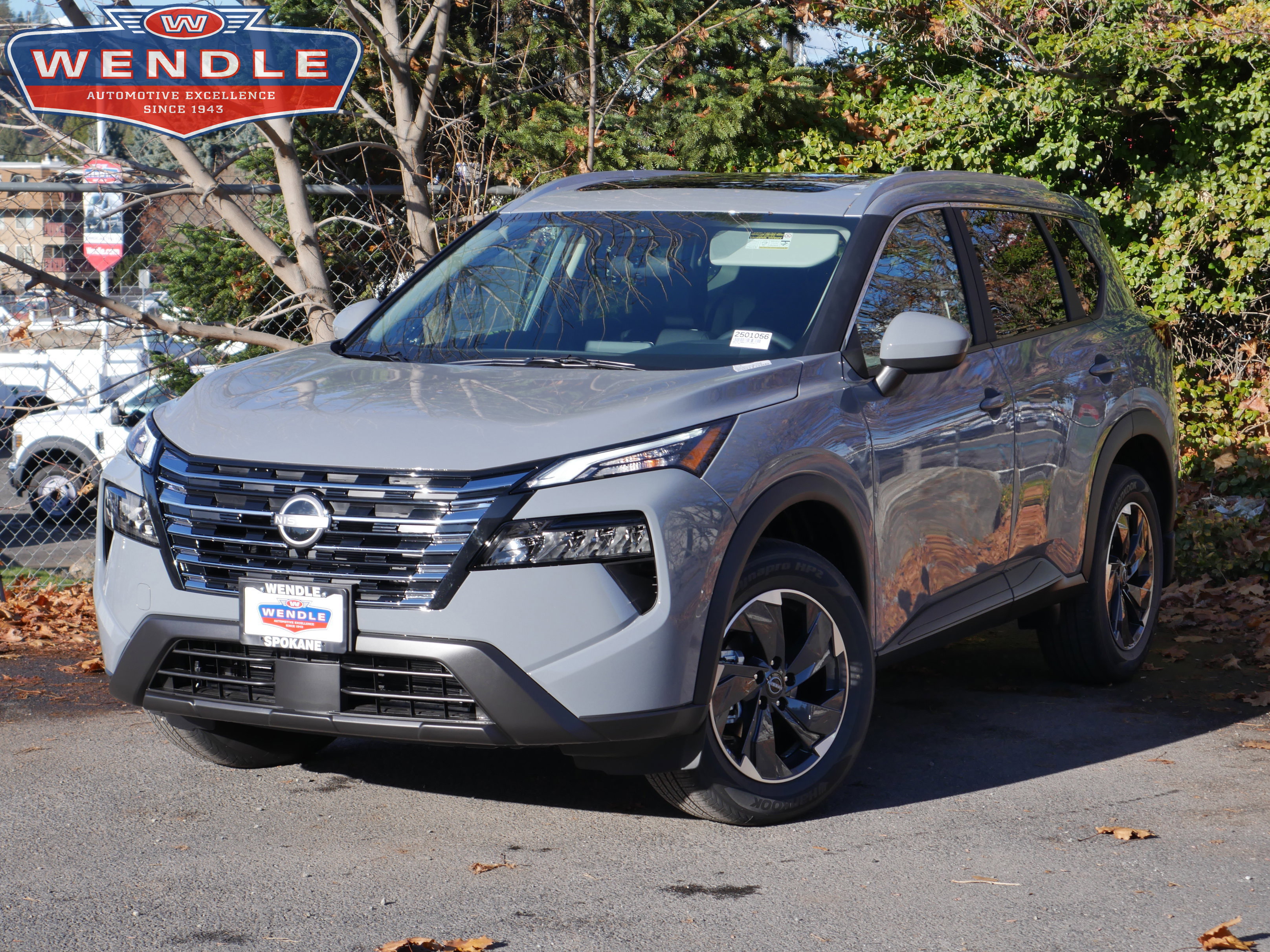 2026 Nissan Rogue SV's photo