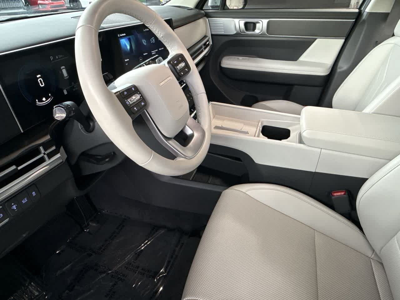 2025 Hyundai Santa Fe SEL photo 11
