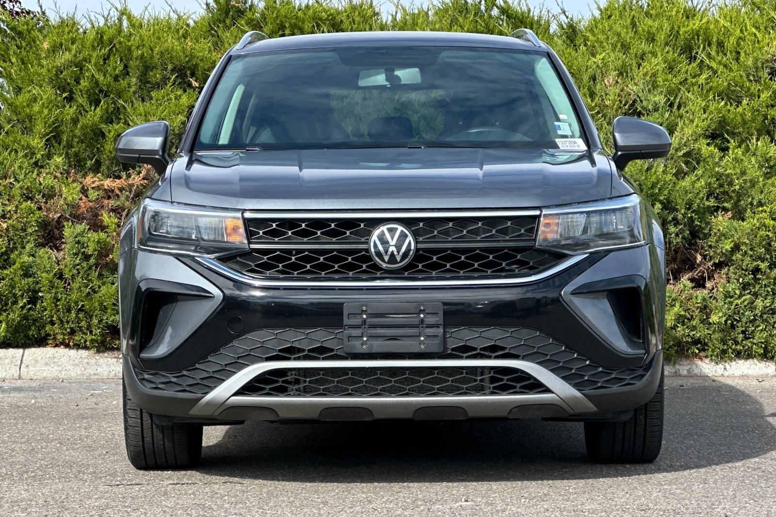 2022 Volkswagen Taos SE photo 8