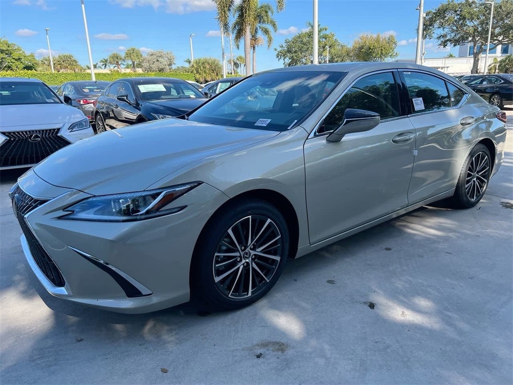 2025 Lexus ES 350 Premium photo 3