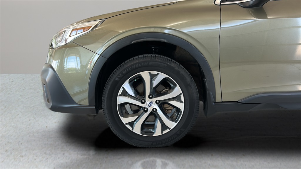 2021 Subaru Outback Touring XT photo 23
