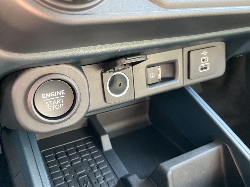 2025 Ford Maverick Lariat photo 7