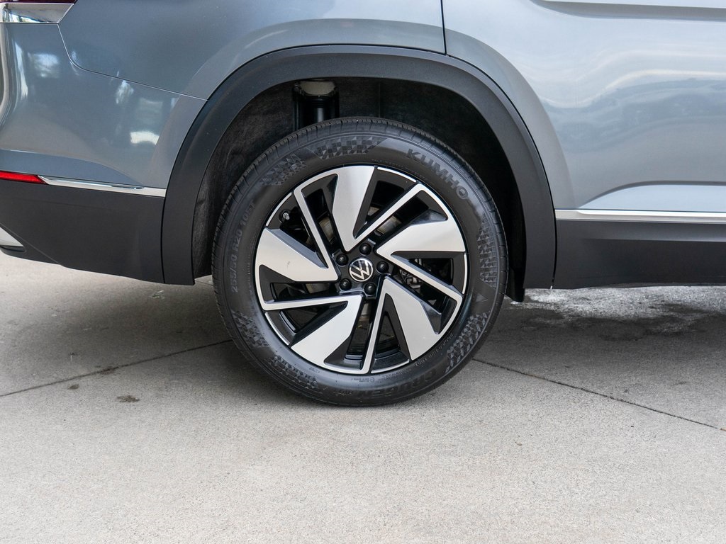 2024 Volkswagen Atlas SEL photo 33