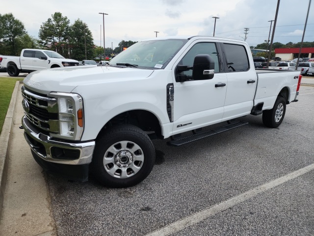 2024 Ford F-250 photo 2
