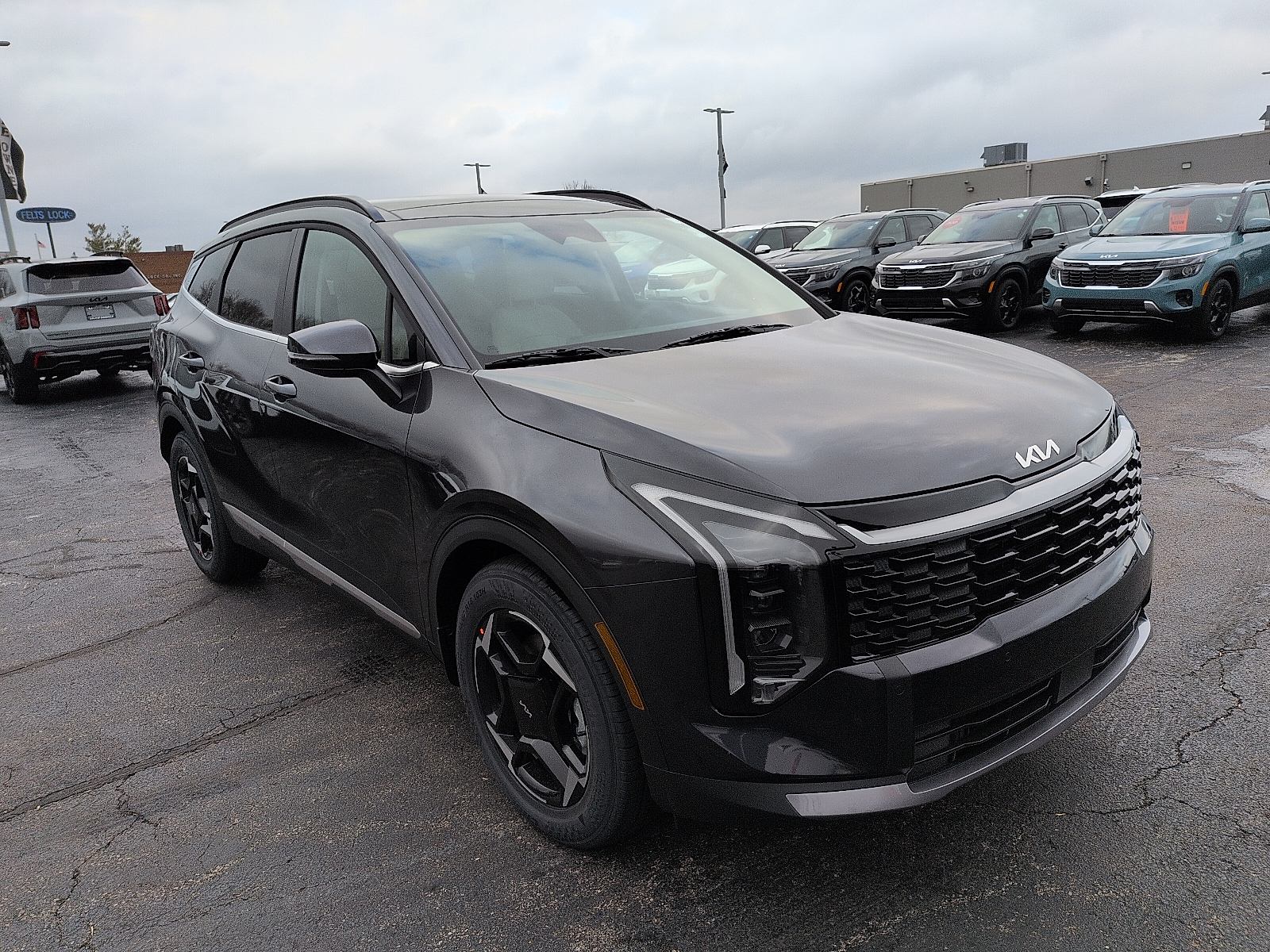 2026 Kia Sportage EX's photo