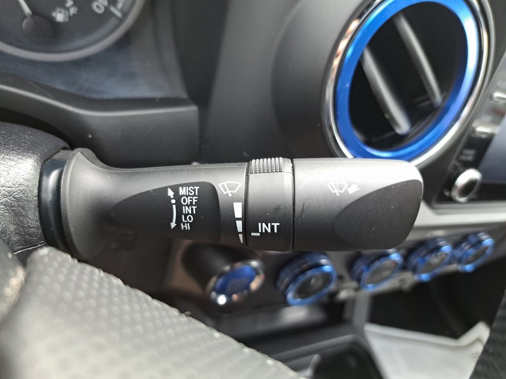2021 Toyota Tacoma TRD Sport photo 22