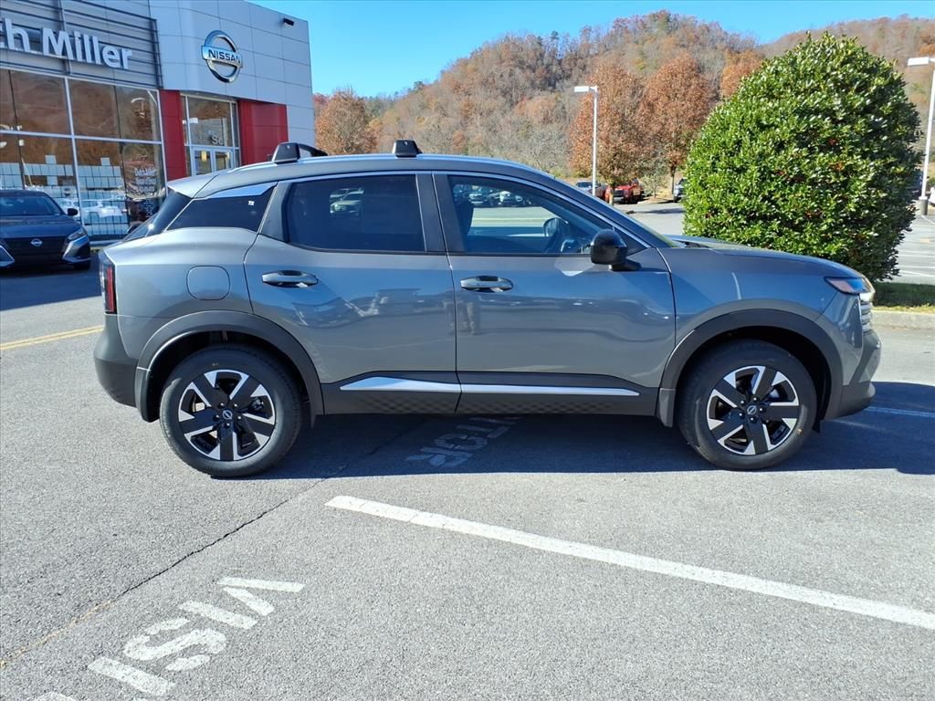 2026 Nissan Kicks SV photo 2