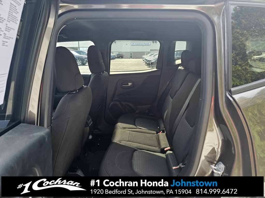 2021 Jeep Renegade Latitude photo 26