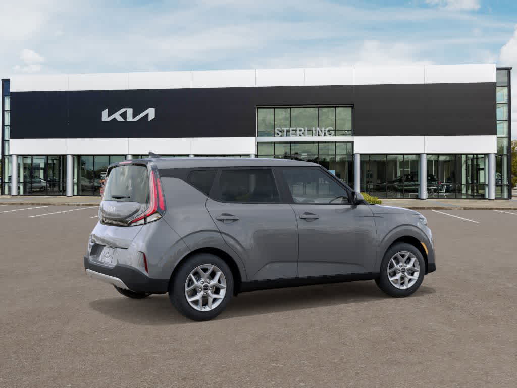 2025 Kia Soul LX S photo 2