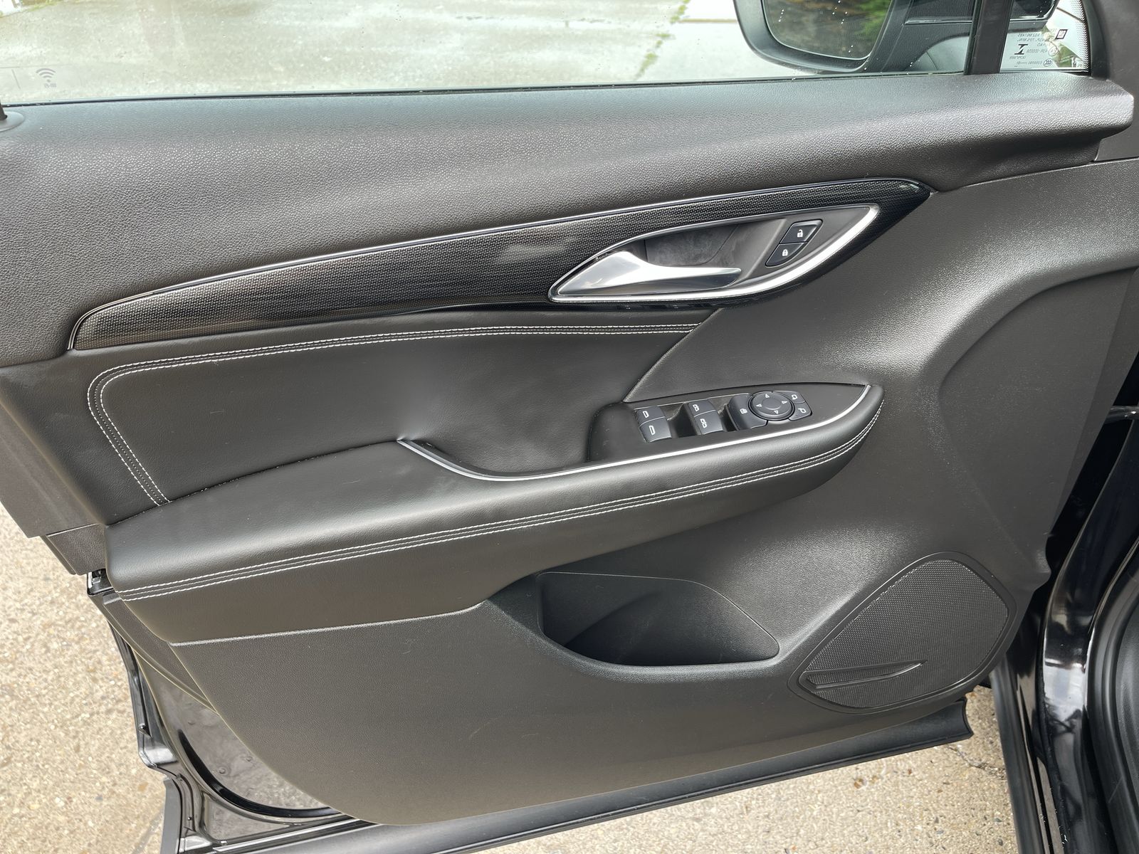 2021 Buick Envision Preferred photo 2