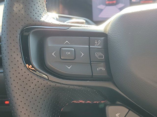 2025 Dodge Charger R/T photo 32