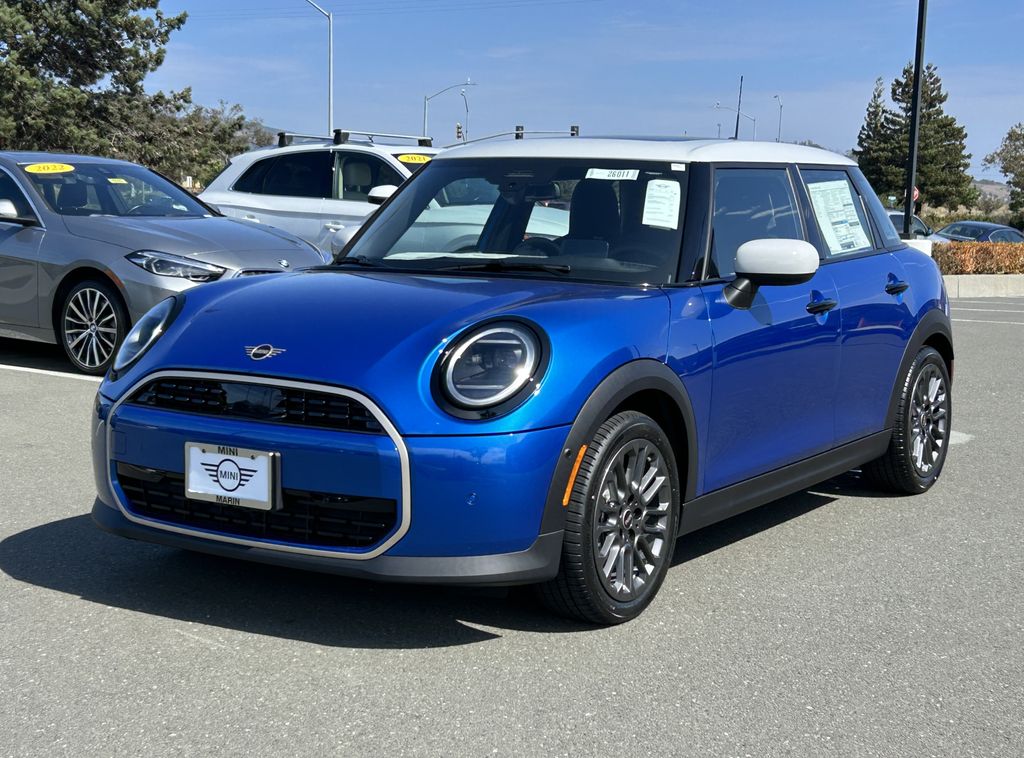 2026 MINI Hardtop 4 Door's photo