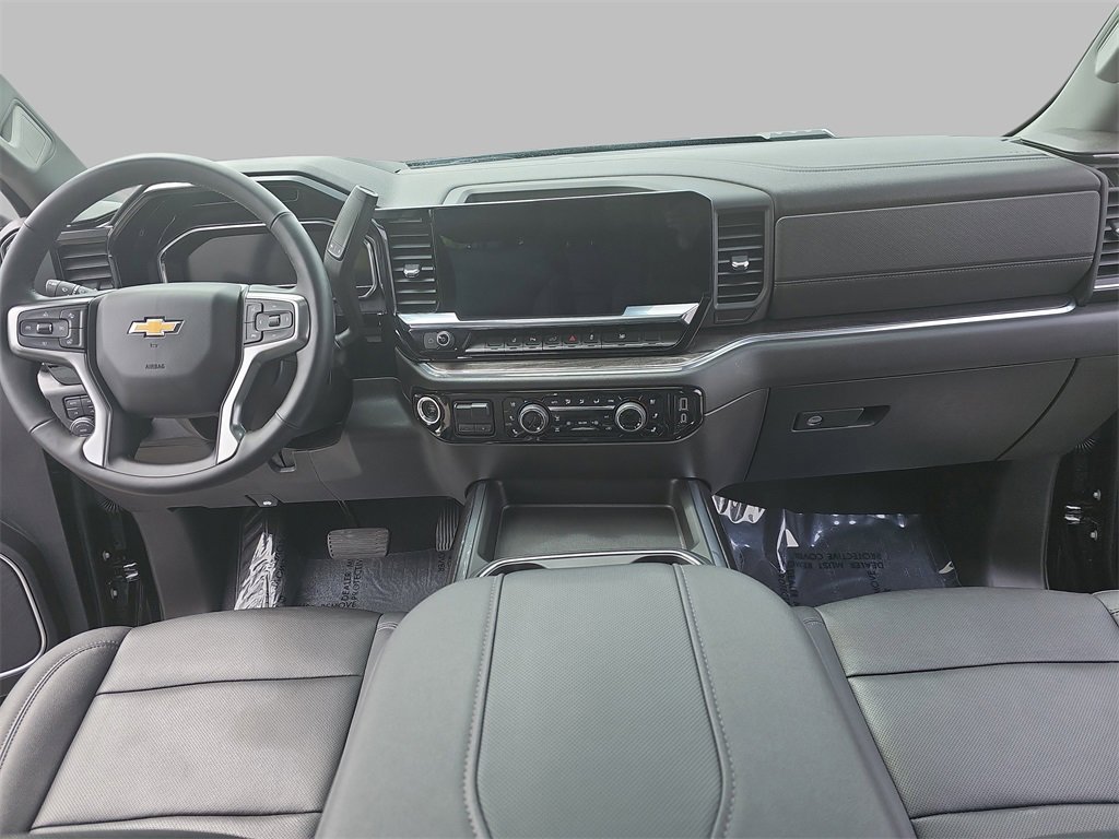2024 Chevrolet Silverado 2500HD LTZ photo 9