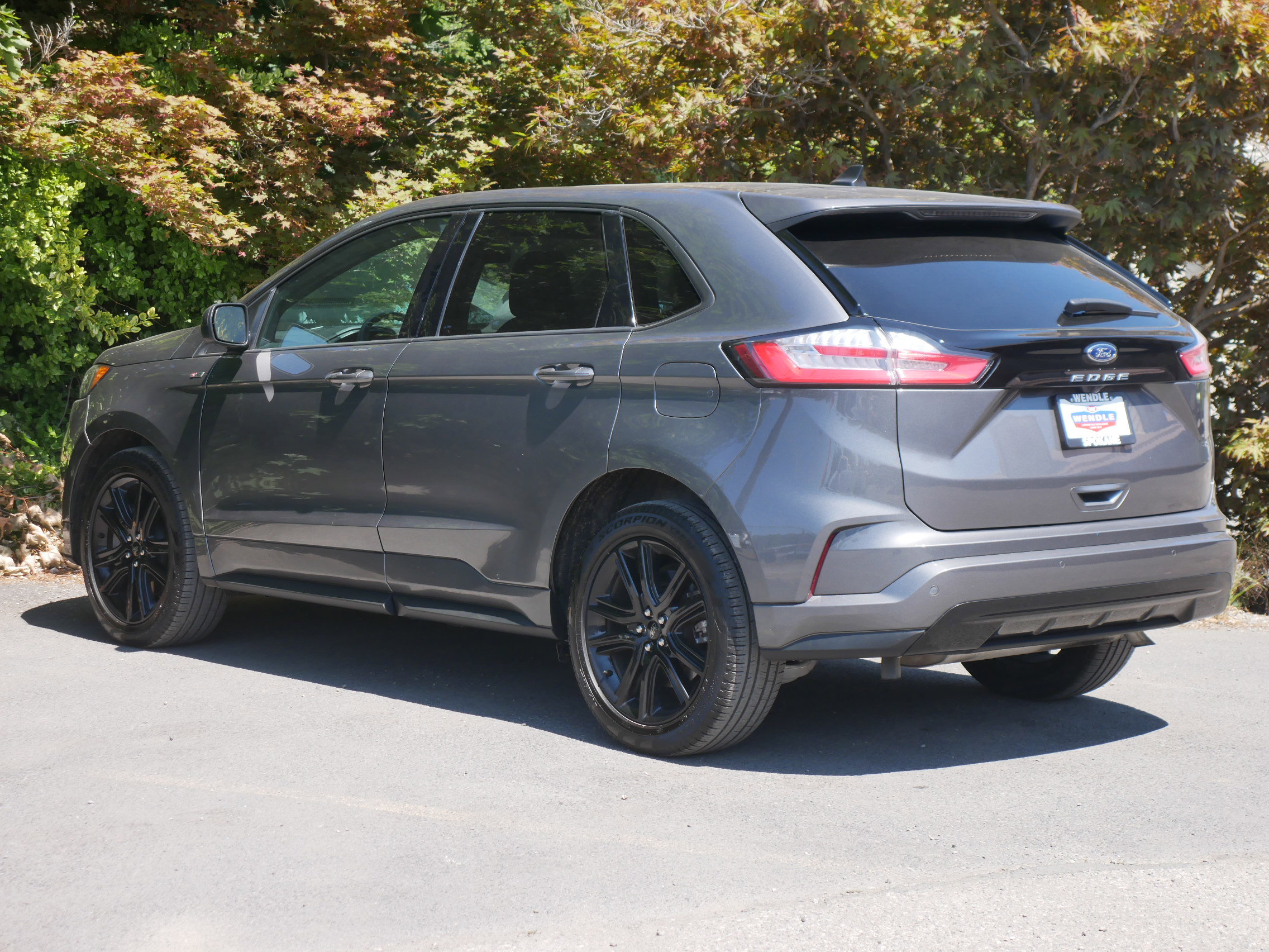 2024 Ford Edge ST-Line photo 18