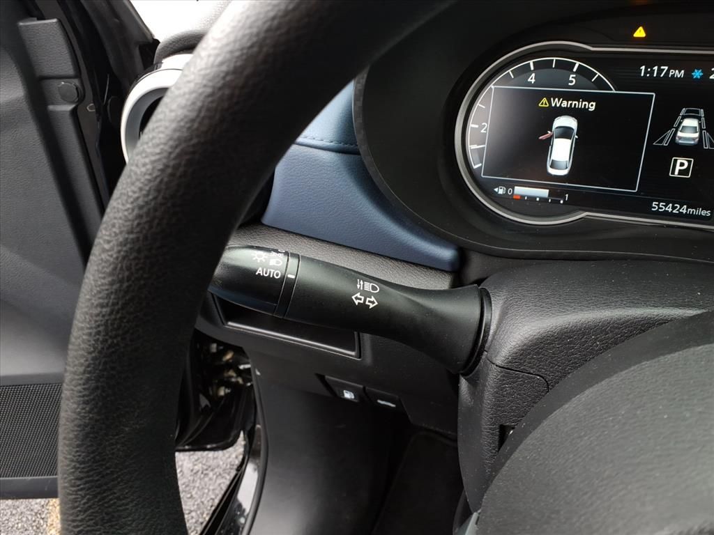 2023 NISSAN VERSA - Image 20